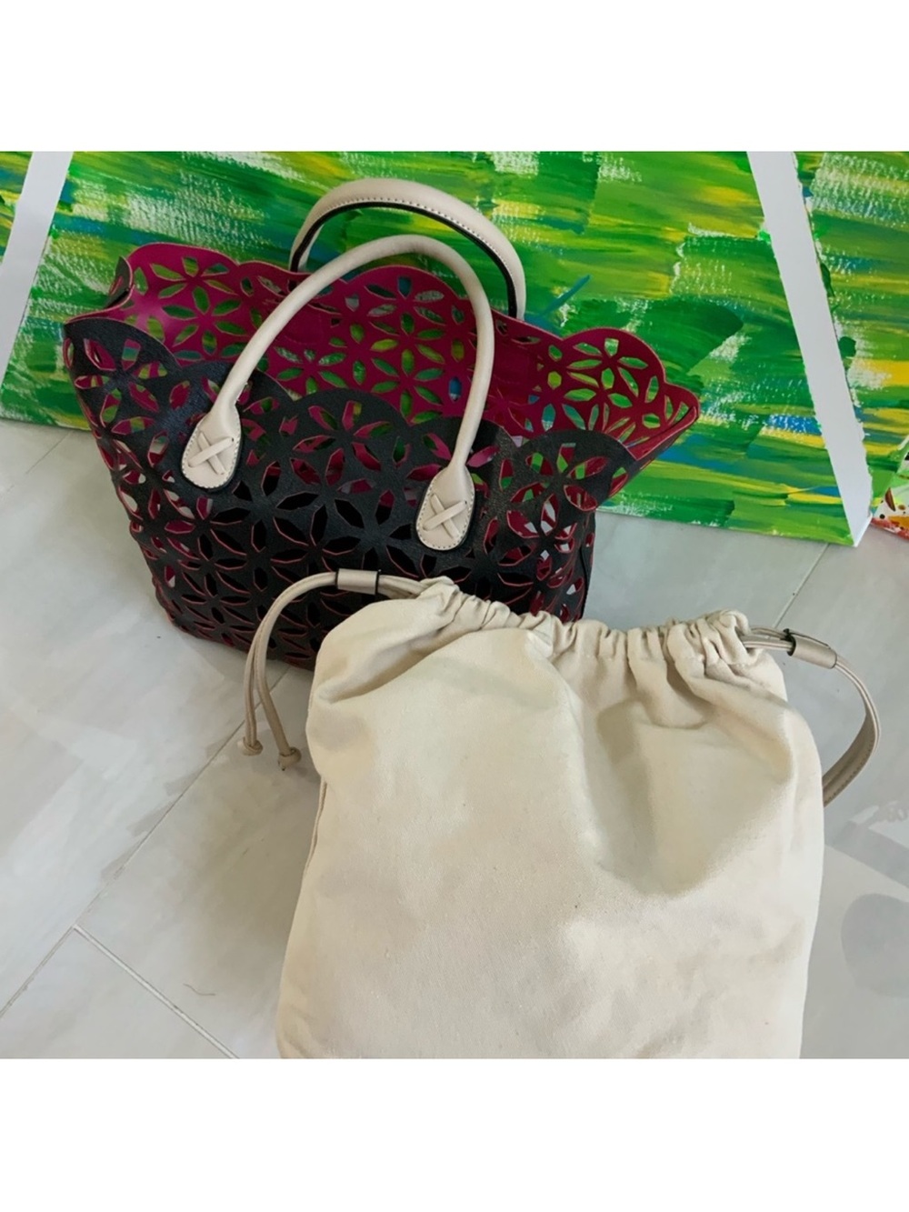 Catherine Malandrino Pink and Black Laser-Cut Tote with Cream Handles - Picture 7 of 8
